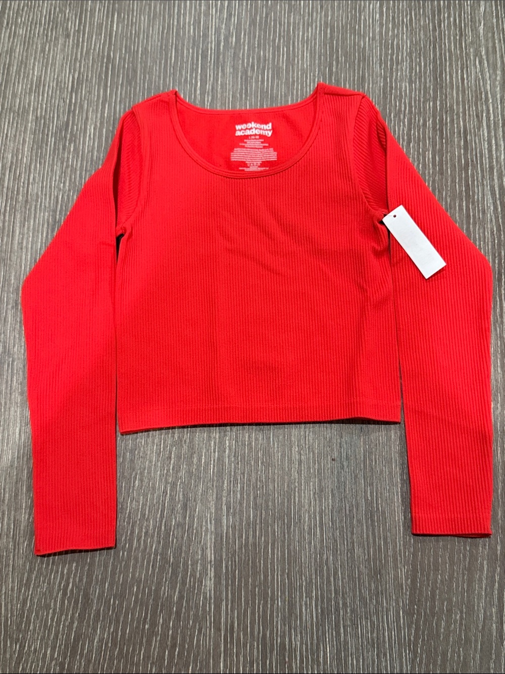 NWT Size Large (10-12) Weekend Academy Ribbed Long Sleeve Crop Top - Bright Red